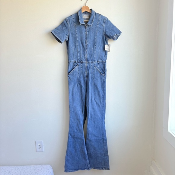 Free People We The Free Jayde Denim Flare Jumpsuit In Sunburst Blue Size L - Picture 12 of 12